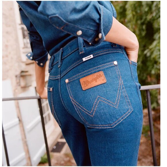 Staud x Wrangler The Bikini flare slit jeans size 25 x 34 dark denim long 0 - Picture 2 of 13